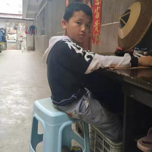 �P���F�ݳ��еV�I���޹�˾�X�C�������џ�����Ŀԇ���a�Ĺ�ʾ