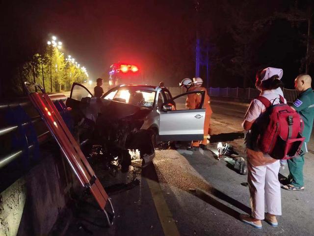 ע����9��15����Ո(q��ng)�����@����܇(ch��)���ÿ���ǰ1-2С�r(sh��)�M(j��n)վ���ΰ��z