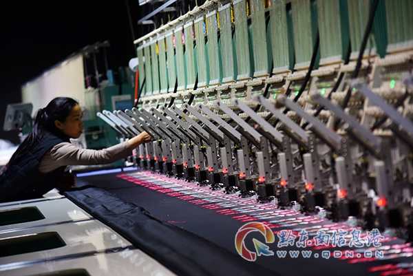 2024��5��8�գ��F��ʡ�Ľ��h������^�׵ط�ؚ���w�����c��Ӣ���C�ӹ��S��ؚ܇�g����wȺ�����{���p�x�C