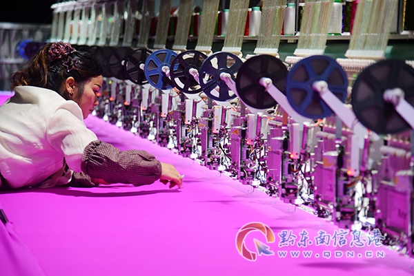 2024��5��8�գ��F��ʡ�Ľ��h������^�׵ط�ؚ���w�����c��Ӣ���C�ӹ��S��ؚ܇�g����wȺ�����{���C�������p�x��^