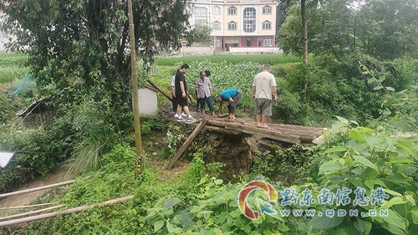 �ؗ���R�r���