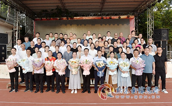 �P��Ľ���늾֣������c(di��n)�����Сɳ���@��ِ  �����ط��l(xi��ng)���Ļ����d