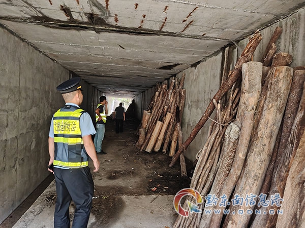 ���F�����x����R���ǘ��ǡ������ǽ����ͬ�����m�s�ȵ���֪ͨ