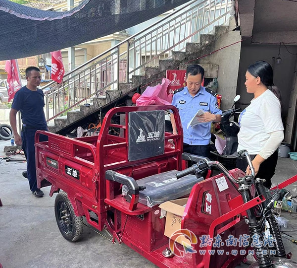 九潮鎮排查車輛安全情況