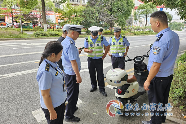 聯合市交警大隊開展電動自行車上路督導檢查