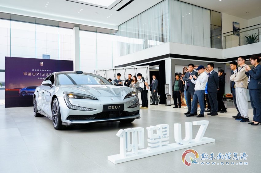 �ȁ�������܇�F�(y��ng)���У������W���_(k��i)����늳����r(sh��)��