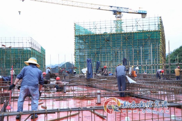 �A(y��)Ӌ12���깤��ǭ�|���@����У��У�^(q��)�����M(j��n)չ����