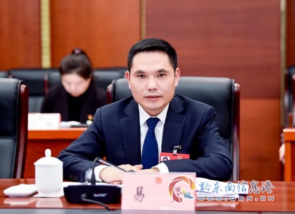 �_���hί��ӛ���{��